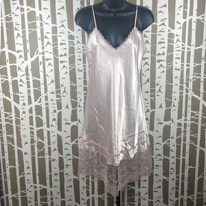 Lady Cameo Dallas Vintage Pink Satin Slip M